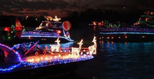 Le-Barge-Tropical-Cruises-Christmas-Boat-Parade