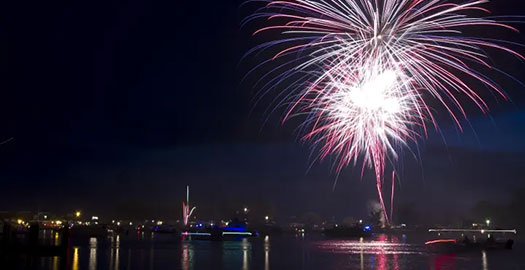 LeBargeFourthofJulyCruise